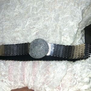 Vintage 70s/80s mermaid scale belt 26 to 30” stretch with 3” medallion - used